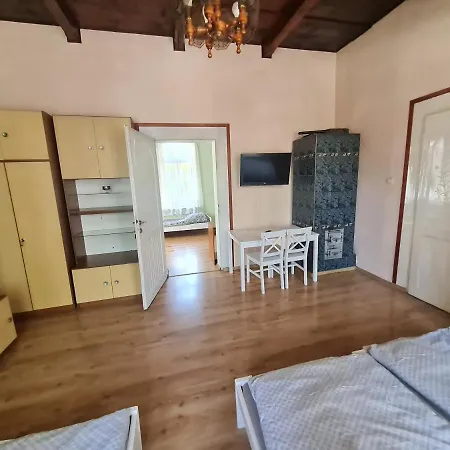 Studio Regionalne 7 Apartment